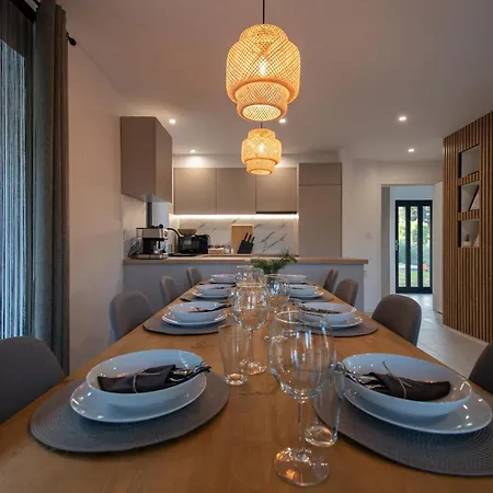 Hyggemate - Nordic With Sauna & Jacuzzi Retreat