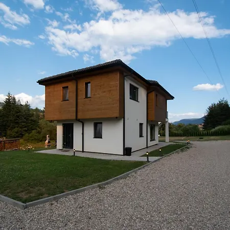 Hyggemate - Nordic With Sauna & Jacuzzi Retreat Holiday home Sarnitsa