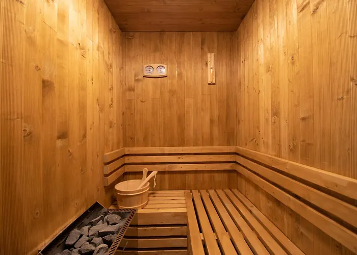 Hyggemate - Nordic With Sauna & Jacuzzi Retreat 瑟尔尼察
